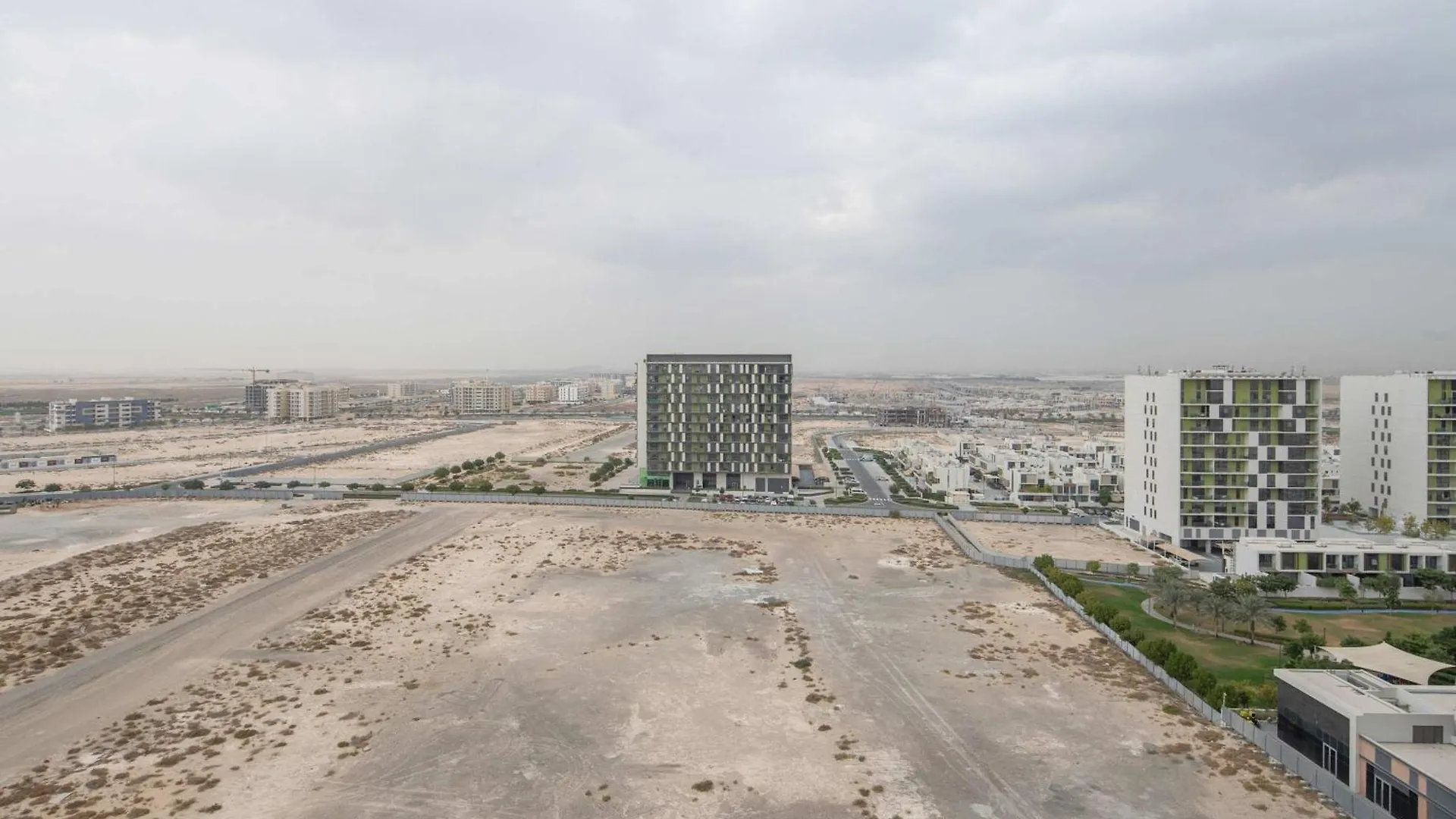 Frank Porter - Pulse C1 Dubai 0*,  United Arab Emirates