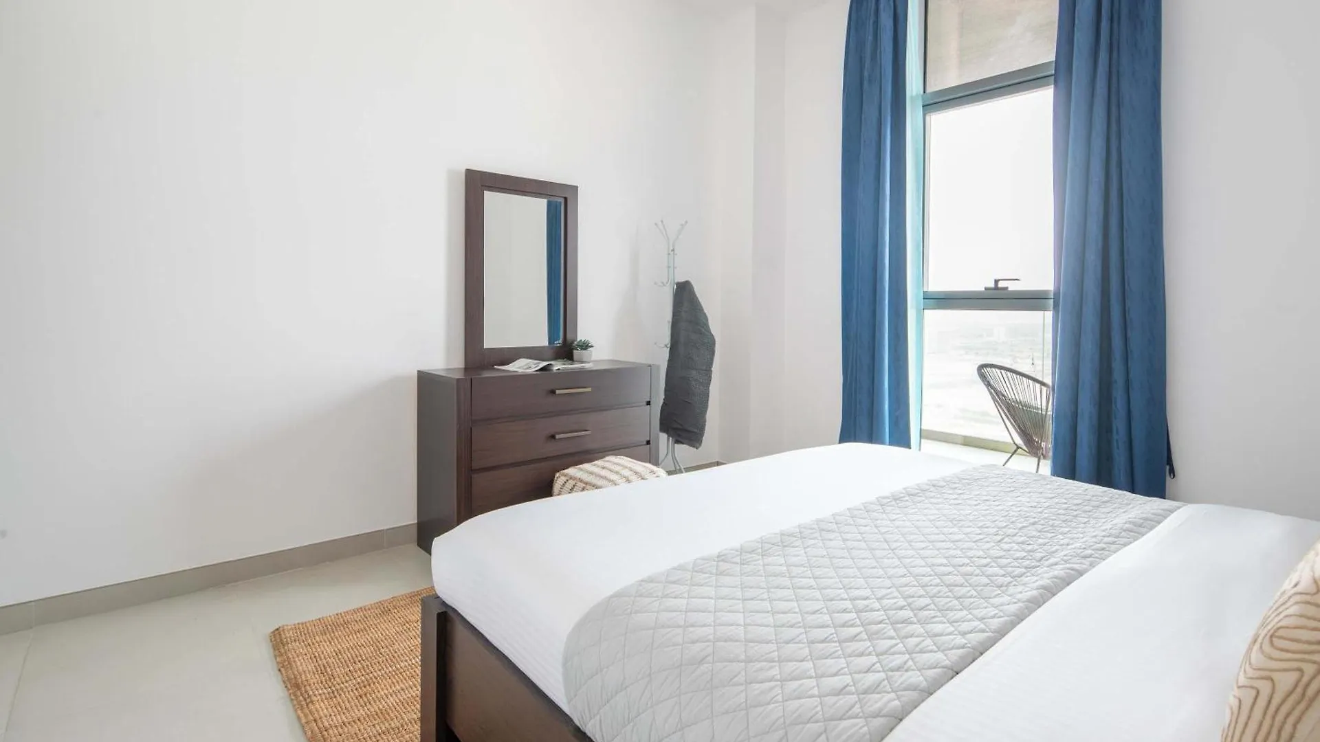Apartment Frank Porter - Pulse C1 Dubai